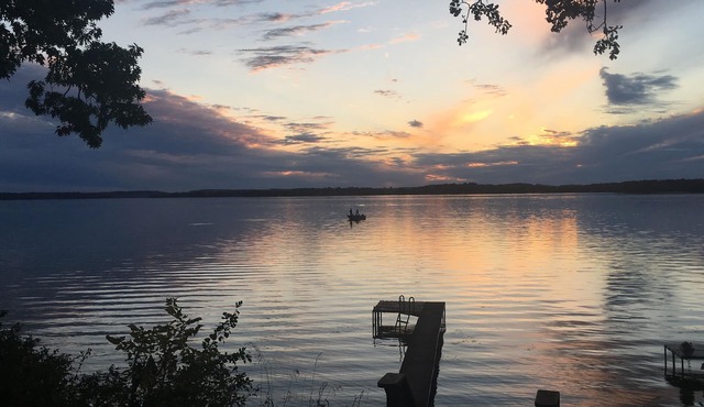 Madison & ~UW~-Madison Area Lakefront Home