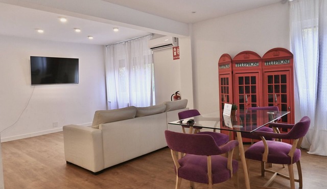 MADRID RIO - PALACIO REAL- HOSPITAL 12 OCTUBRE -3 ROOMS - 2 BATHROOMS