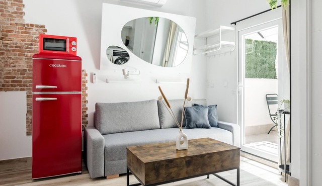 Madrid Villaverde VII - Apartament with patio, AC