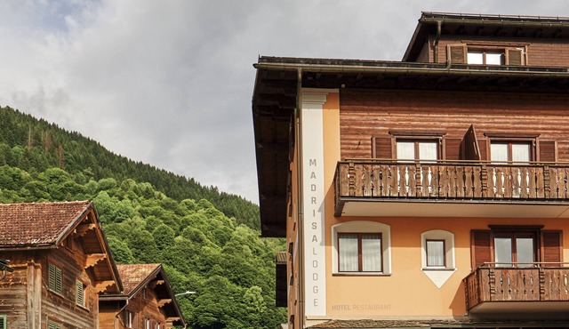 Madrisa Lodge