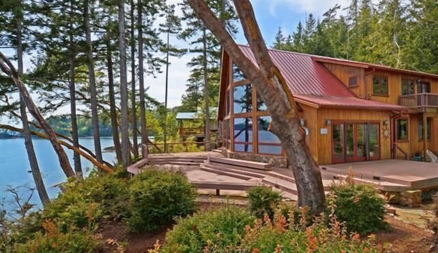 Madrona Waterfront Splendor!