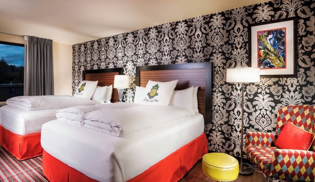 Maestro Two Queen Suite at Staypineapple, The Maxwell Hotel, Seattle Center