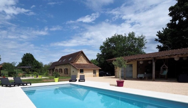 Magali, romantic holiday home with new pool and 5 bedrooms