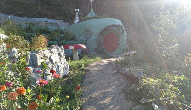 Magic Underground Hobbit Hole @ Sustainable Ecovillage