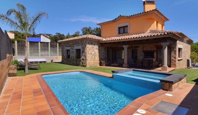 Magica CostaBravaSi - Pool, A/C, garden, BQ