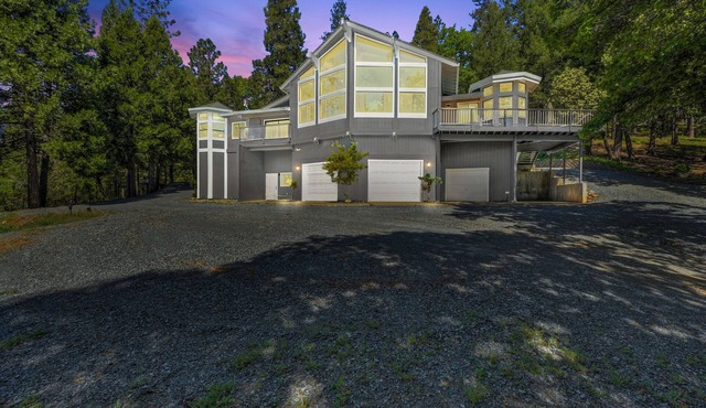 Magical 10+ Acres w/4-bed, 4-bath VILLA Retreat in Beautiful Foresthill