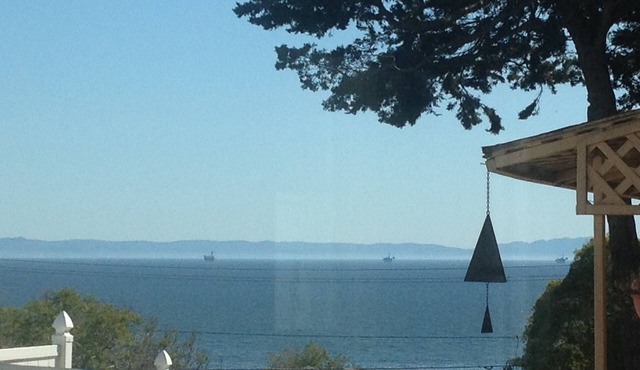 MAGICAL 5-STAR RATED OCEAN VIEW CUSTOM HOME - PLEASE READ ALL OUR GUEST REVIEWS