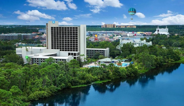 Magical Getaway: Minutes from Disney Parks, Family-Friendly Amenities