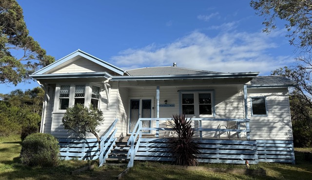 Magical house in acres of native bush