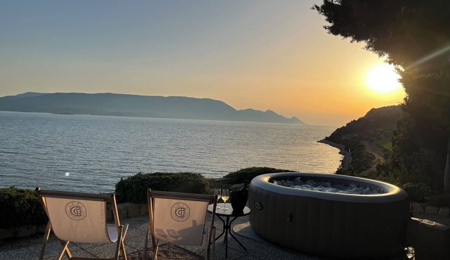 MAGICAL HOUSE " MARICA" WITH PRIVATE BEACH, PARADISE FAR AWAY FROM STRESS LIFE