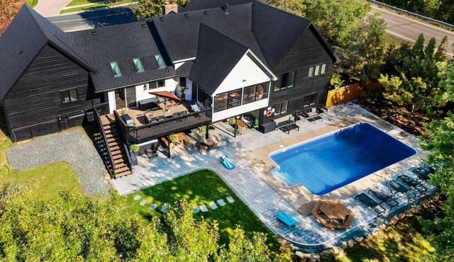 Magical Lake Home 9 mins to MOA and MSP Airport