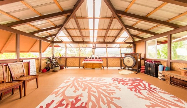 Magical Lava Temple Eco-Retreat w Volcano Views and Black Sand Beaches