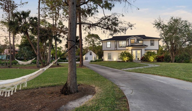 Magical Naples Retreat – 5BR, Pool, Hot Tub & More!