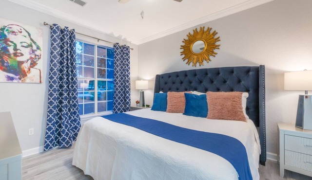 Magical Newly Renovated 10 minutes to Disney 2Bed,2Bath