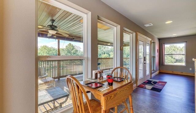 Magical Pineville Oasis: Gas Grill & Scenic Deck!