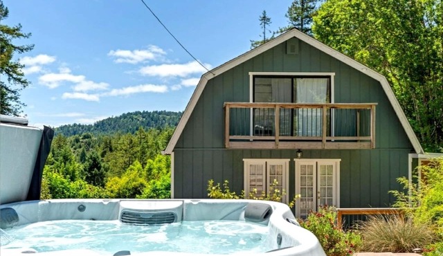 MagicMountain~Beautiful Home High in theRedwoods-Pup/HtTb-MLK&Pres Week Avail