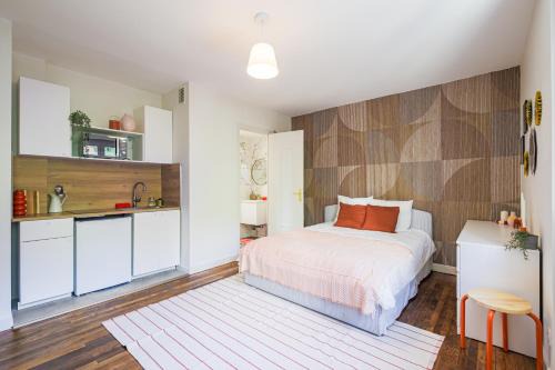 Maginot Studio calme, caserne de Bonne à pied