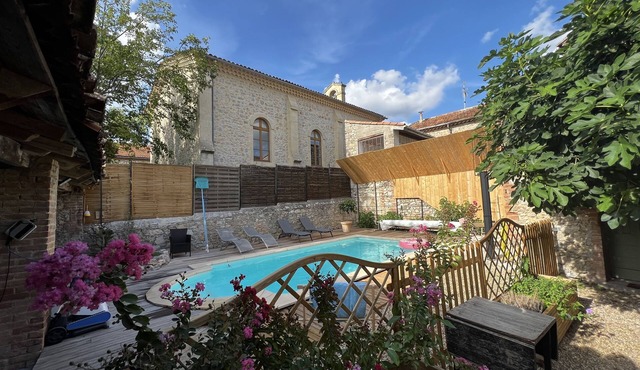 Magnanerie with renovated swimming pool in a village at the foot of the Cévennes mountains