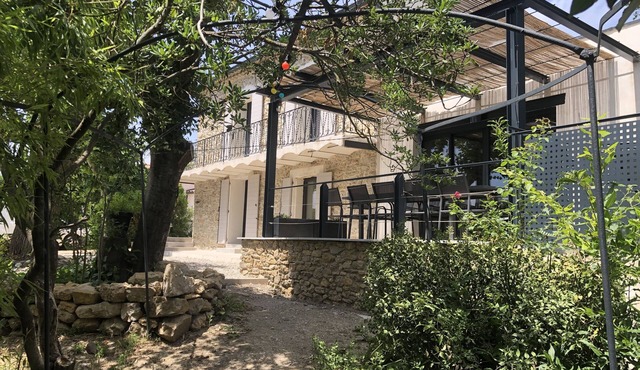 Magnificent, fully renovated country house with private pool