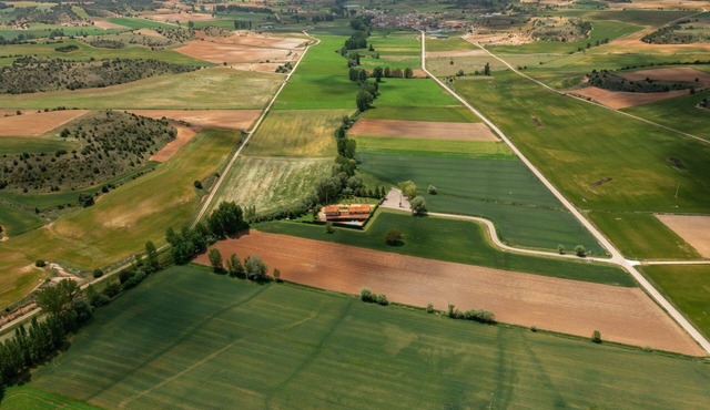 Magnificent Finca in natural space with all services