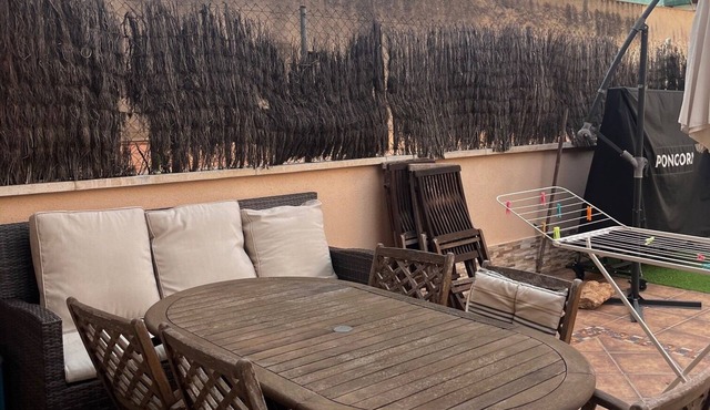 Magnificent apartment with a large patio. 30 minutes from the center of Barcelona.