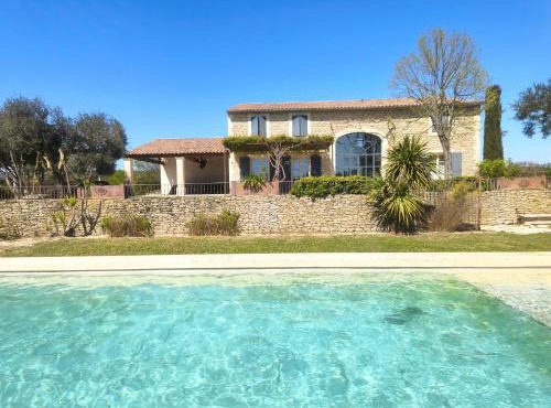 Magnifique Mas avec piscine à 5 minutes d'Uzès