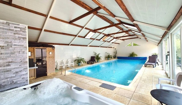 Magnific+ent 18th Century, 5* Luxury Holiday/Fitness Spa Resort