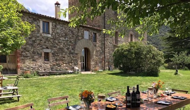 Magnific farmhouse in the nature only 45min from Barcelona!