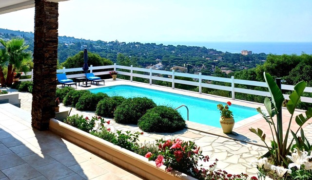 Magnificent view of the bay of ST TROPEZ, New Villa , with swimming pool.