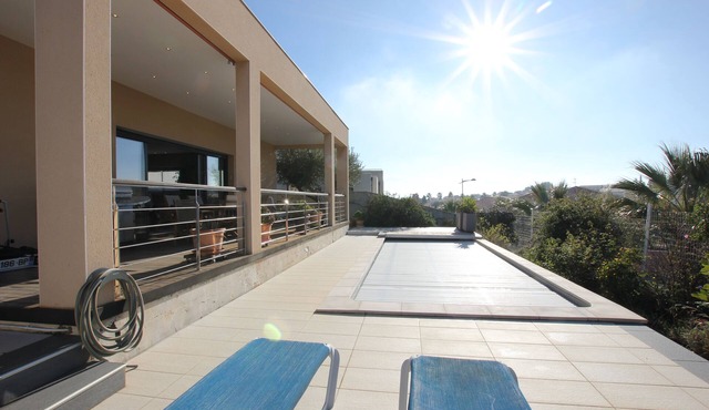 Magnificent villa with pool near Perpignan