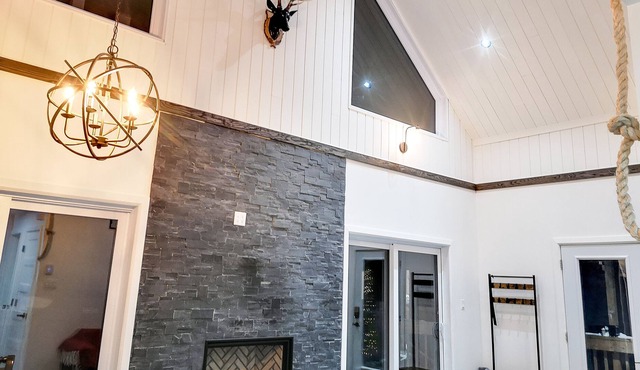 Magnificent New Cottage for Rent - Near St-Sauveur