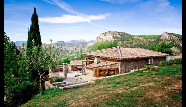 Magnificent charming house in Drôme Provençale - spa & swimming pool - exceptional place