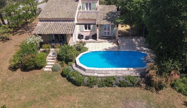 Magnificent Villa with swimming pool