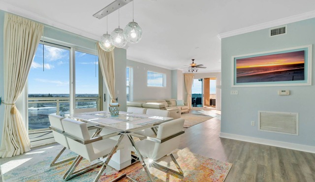 Magnificent Modern 2/2 Oceanview Luxury Condo