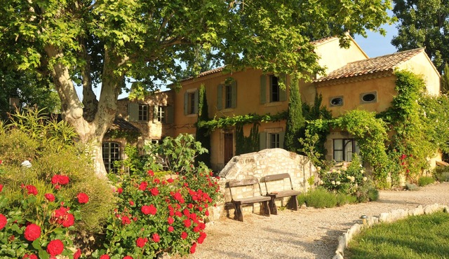 Magnificent 18th century Provençal Mas in the Heart of the Luberon