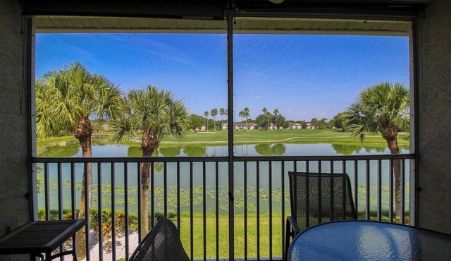 Magnificent 2 BR Lakefront Condo in Heritage Oaks - Tranquil Waters