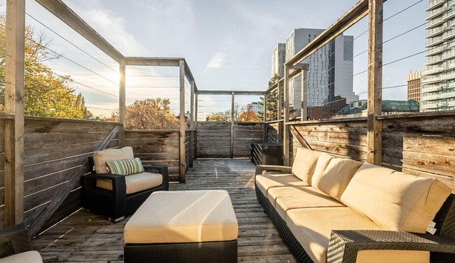 Magnificent 3BR Home Downtown, Near Everything!
