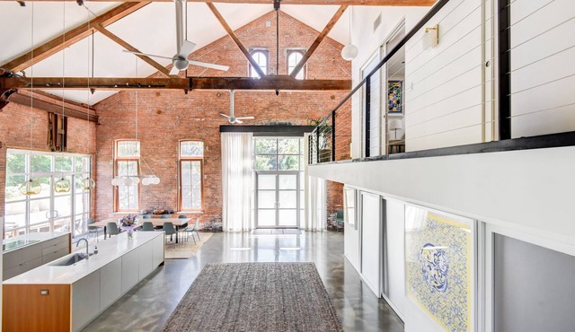 Magnificent 4,400 sqft Beacon Urban Loft with home theatre