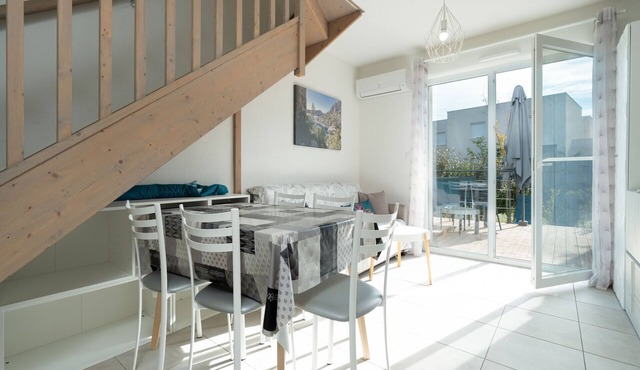 Magnificent 6 pers villa in Valras Plage