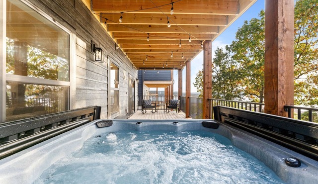 Magnificent 7-bedroom lodge offers a luxurious retreat on Table Rock Lake!