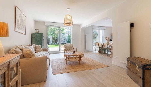 Magnificent apartment - 2BR- 6P - Garden - Deauville