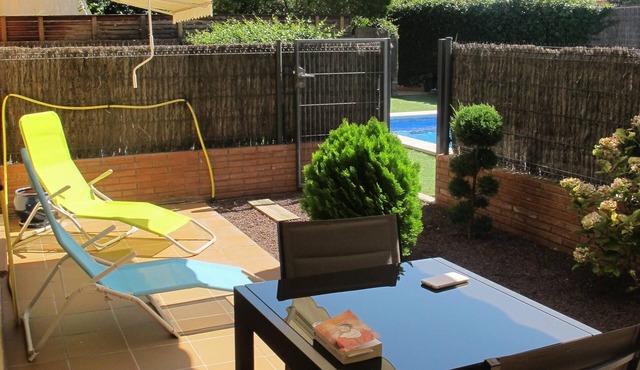 Magnificent apartment. modern and recent, 300 m from the sea, with swimming pool and parking