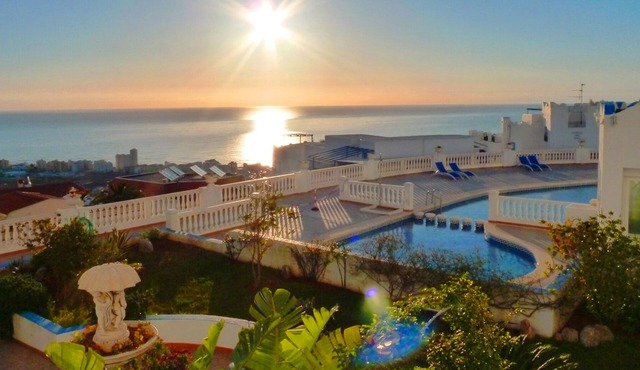 Magnificent apartment with impressive sea view