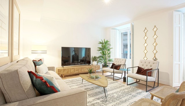 Magnificent apartment in exclusive area of Madrid. Madrazo I