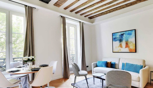 Magnificent apartment in Le Marais