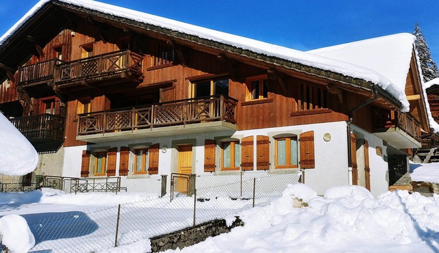 MAGNIFICENT CHALET Les Laouchets - 4 double bedrooms - 3 bathrooms
