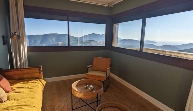 Magnificent chic villa ⭐️⭐️⭐️ breathtaking sea views 15 minutes from the beach