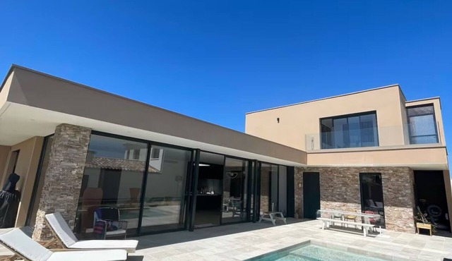 Magnificent contemporary & design villa