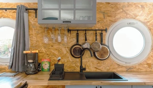 Magnificent, cosy and spacious houseboat in Toulouse
