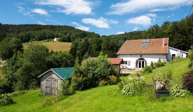 Magnificent cottage, comfort and nature with sauna.